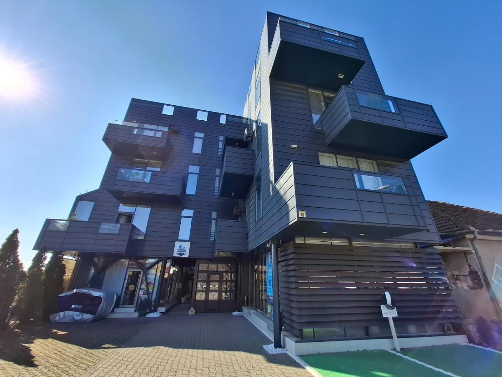 Apartments Steel Residence- Tesla Drive Experience Timişoara Eksteriør bilde