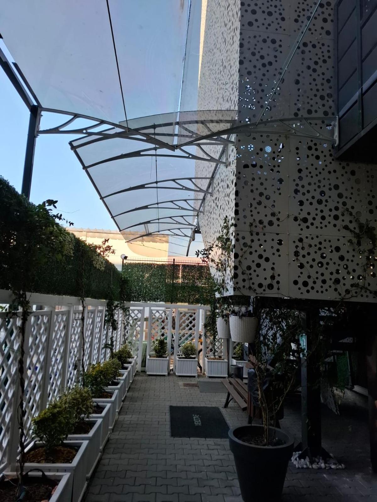 Apartments Steel Residence- Tesla Drive Experience Timişoara Eksteriør bilde