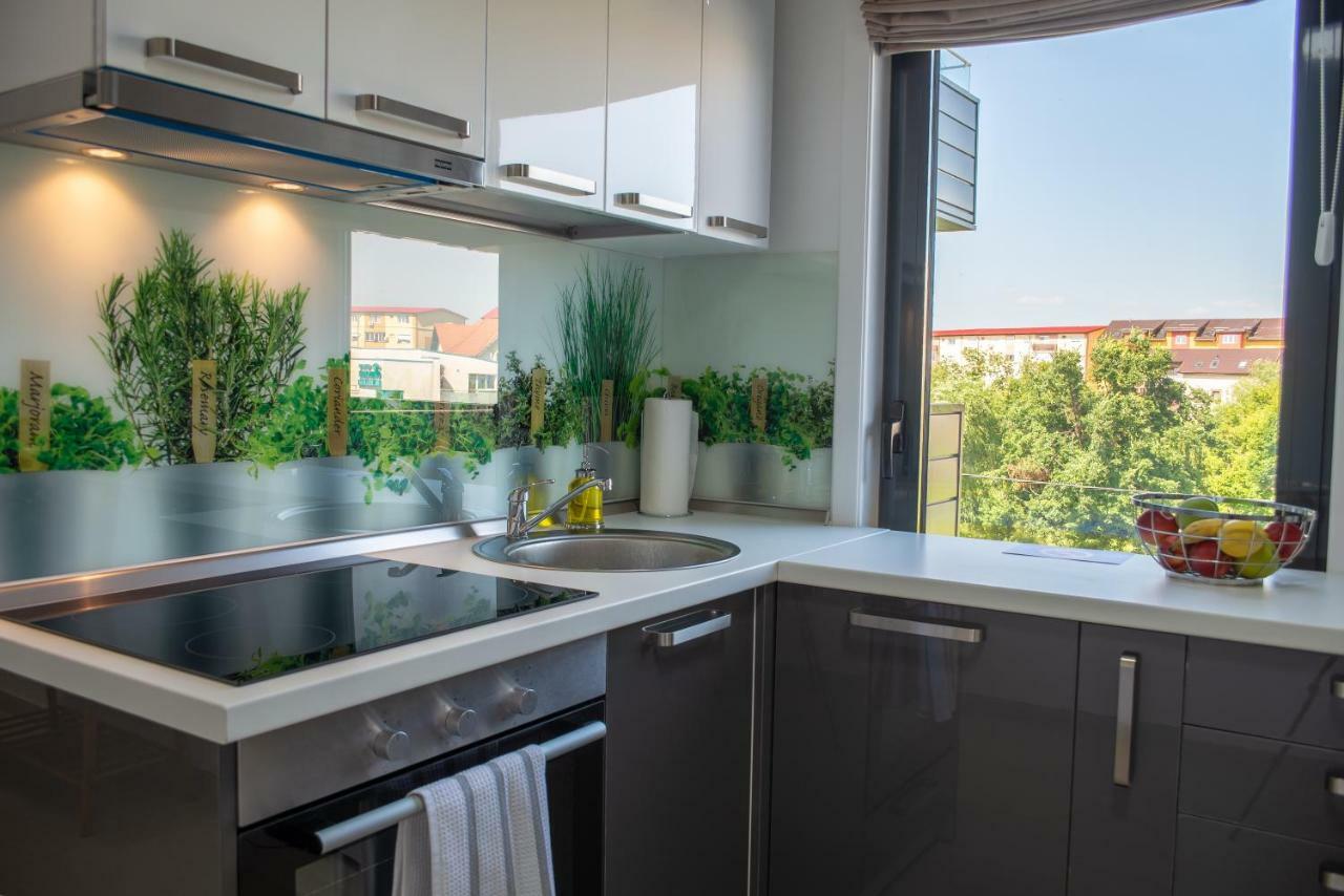 Apartments Steel Residence- Tesla Drive Experience Timişoara Eksteriør bilde